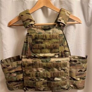 Mayflower Multicam Assault Plater Carrier System (APC)
